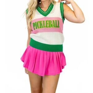 NEW GRACE + EMMA pickle-ball sweater vest in multicolor